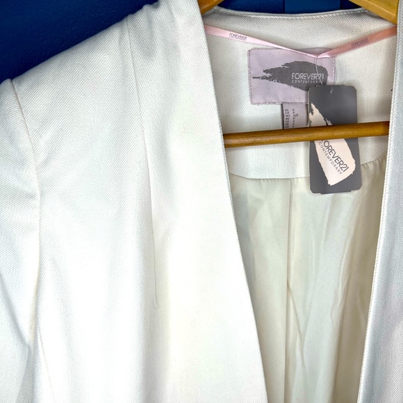 Forever 21 Beige Blazer Size Small - Picture 3 of 4